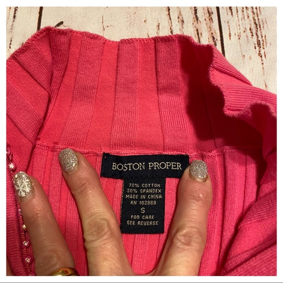 Boston Proper Ribbed Pink Rhinestone Zippered Top - Picture 6 of 8
